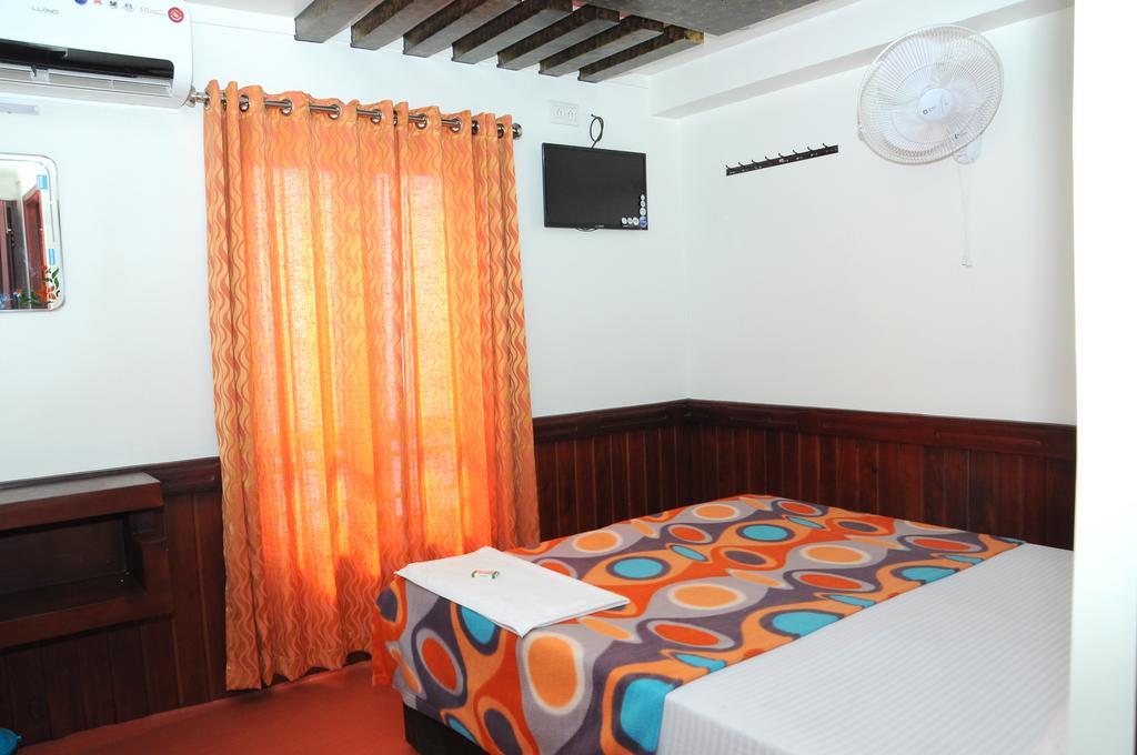 Marari Houseboat Mararikulam Quarto foto